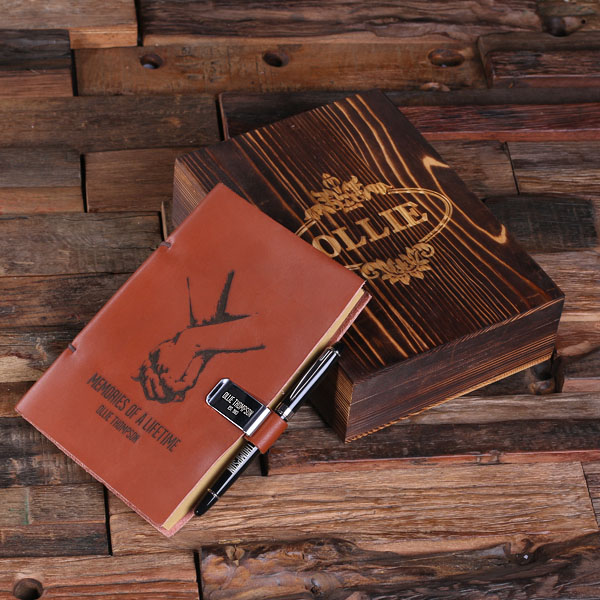 Personalized Leather Diary Sketchbook with Pen & Pen Holder Hand Holding Print Personalized Leather Diary Sketchbook with Pen & Pen Holder Hand Holding Print