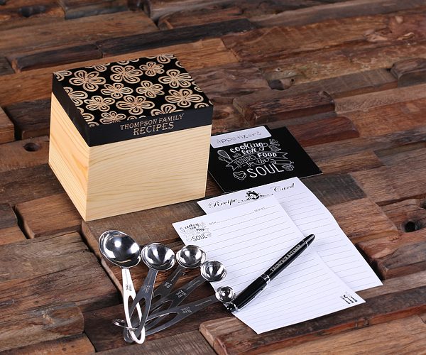 Chef's Personalized Recipe Card Gift Box & Cooking Tools - Style 6 in Black