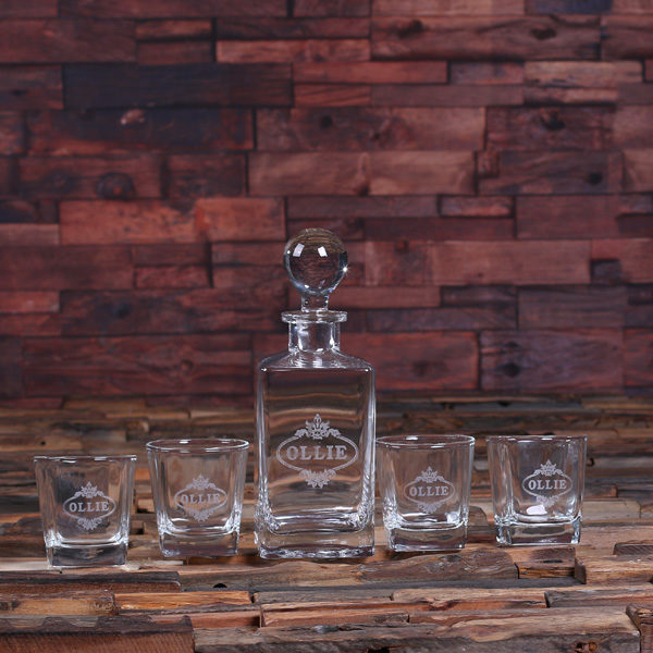 Personalized Whiskey Decanter & 4 Whiskey Glasses T-025280