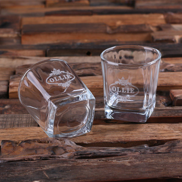 Personalized Whiskey Glasses Closeup T-025280