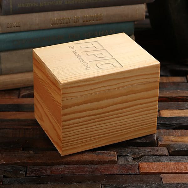 Customized personalized black, brown, white pine wood boxes. Customized personalized black, brown, white pine wood boxes.