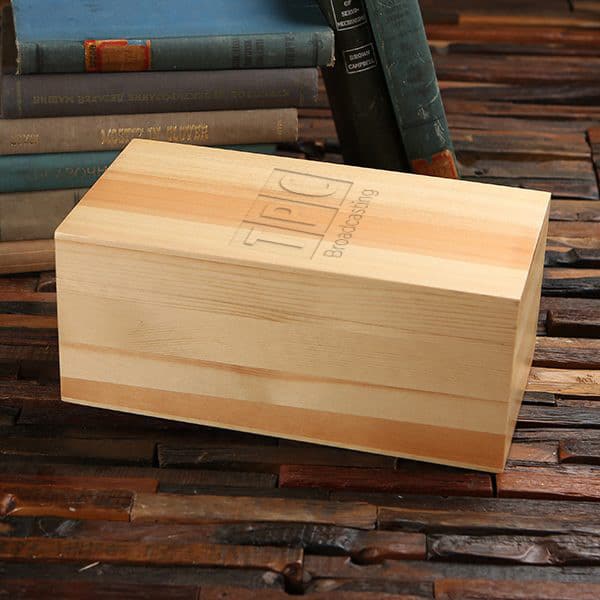 Customized personalized black, brown, white pine wood boxes. Customized personalized black, brown, white pine wood boxes.