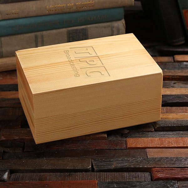 Customized personalized black, brown, white pine wood boxes. Customized personalized black, brown, white pine wood boxes.