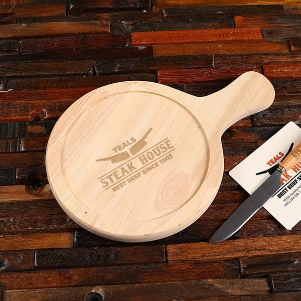 customized oak pizza boards engraved